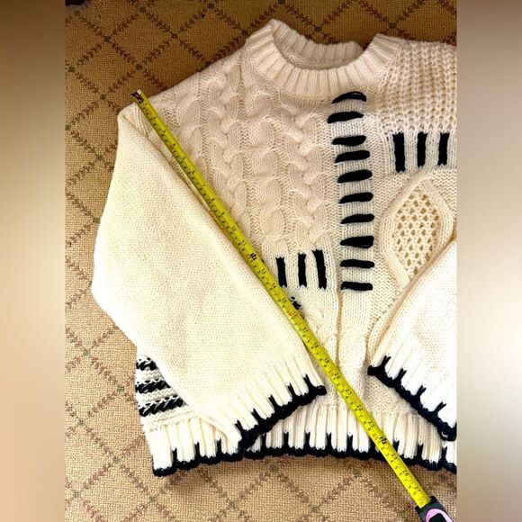 Grey Bandit ivory and black chunky crew neck sweater NWOT S - Picture 3 of 10